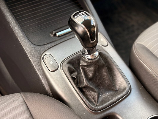 Kia Cerato Comfort, 2015 года, пробег 106580 км