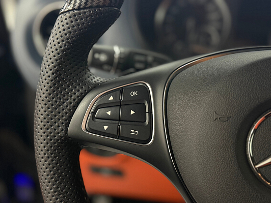 Mercedes-Benz V-Класс, 2023 года, пробег 28000 км