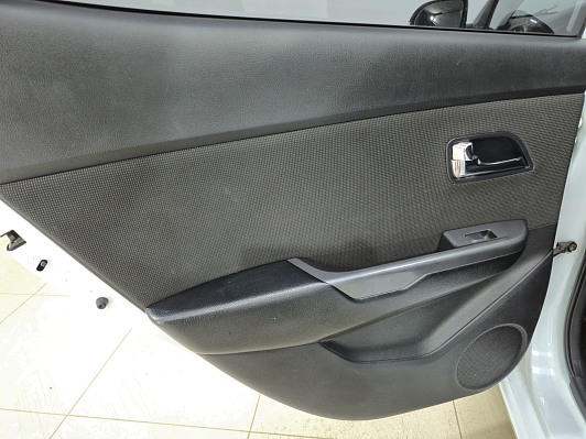 Kia Rio, 2012 года, пробег 271556 км