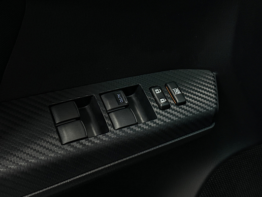 Toyota RAV4, 2013 года, пробег 121000 км