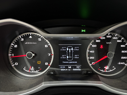 Geely Atlas Standard, 2020 года, пробег 68551 км