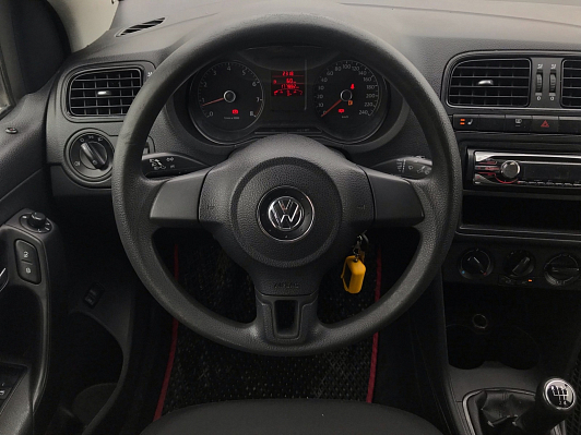 Volkswagen Polo Comfortline, 2012 года, пробег 177000 км