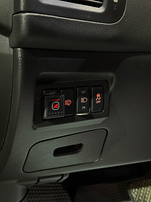 Nissan X-Trail LE High, 2011 года, пробег 222000 км