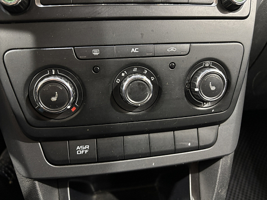 Skoda Yeti Active, 2012 года, пробег 141086 км