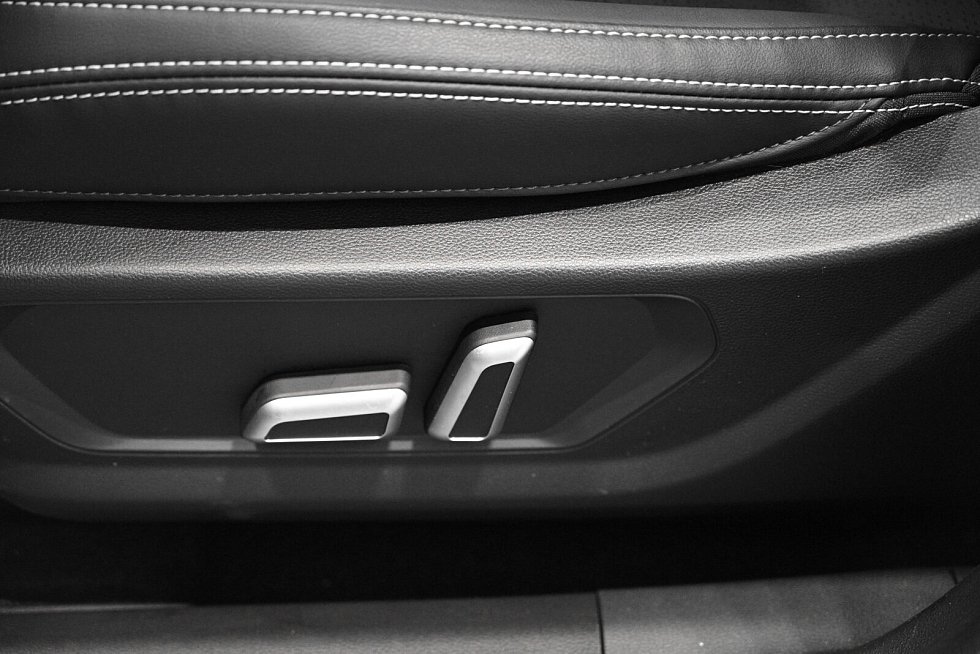 Haval Jolion Комфорт, серый
