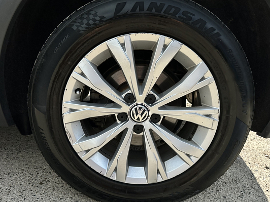 Volkswagen Tiguan Comfortline, 2017 года, пробег 128101 км