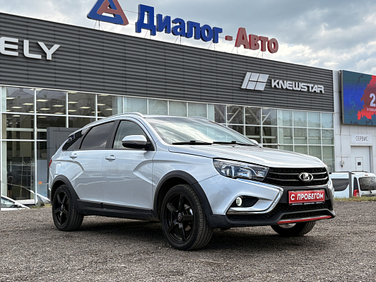 Lada (ВАЗ) Vesta Luxe Multimedia, 2019 года, пробег 98000 км