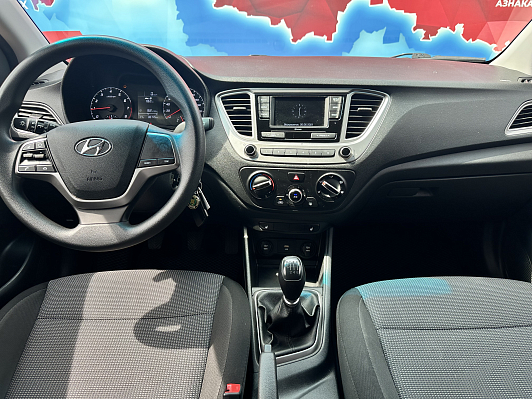 Hyundai Solaris Специальная Серия "10 лет", 2021 года, пробег 89000 км