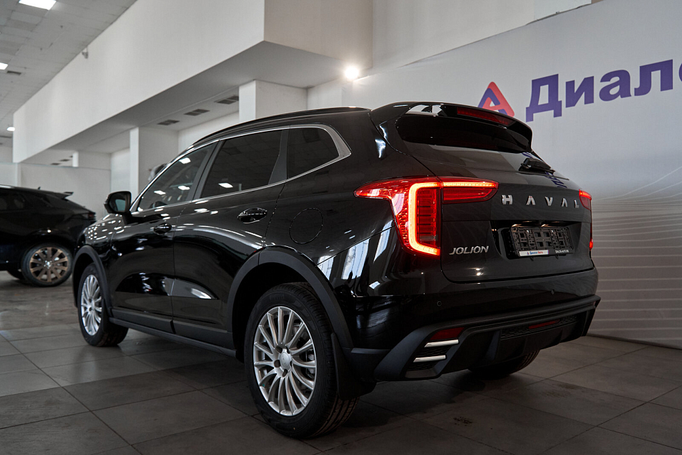 Haval Jolion Премиум, черный