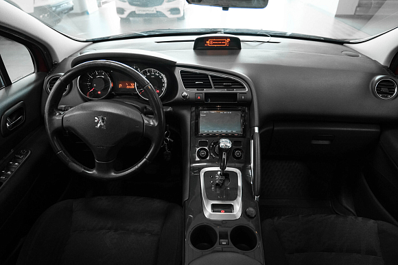 Peugeot 3008, 2012 года, пробег 255000 км