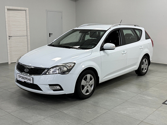 Kia Ceed, 2012 года, пробег 210000 км