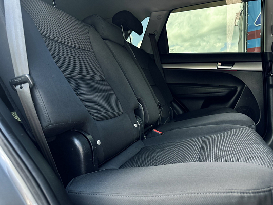 Kia Sorento New Comfort (2015), 2014 года, пробег 230000 км