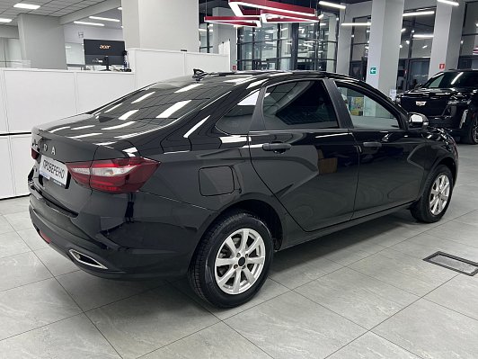 Lada (ВАЗ) Vesta, 2023 года, пробег 22450 км