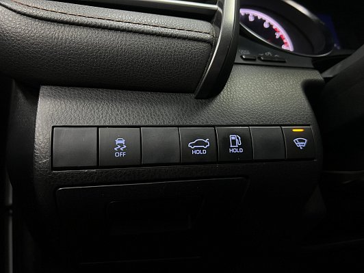 Toyota Camry Элеганс Safety, 2020 года, пробег 98682 км