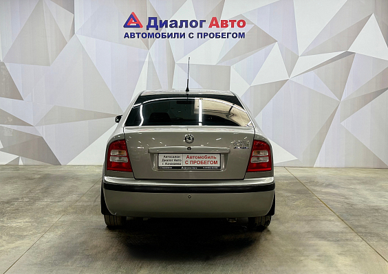 Skoda Octavia, 2007 года, пробег 233661 км