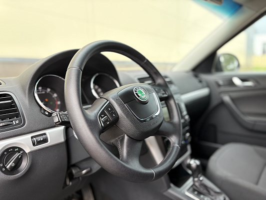 Skoda Yeti Elegance, 2013 года, пробег 206140 км