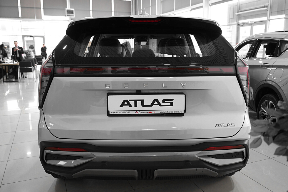 Geely Atlas Luxury, серебряный