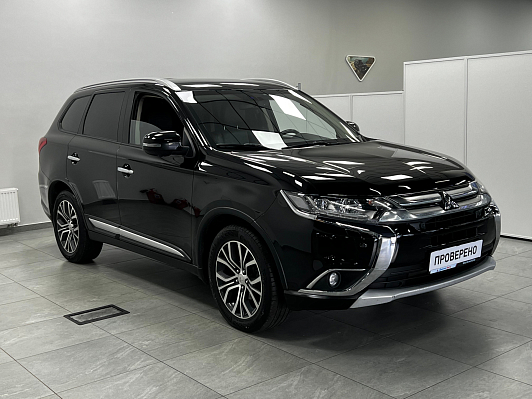 Mitsubishi Outlander Ultimate, 2018 года, пробег 272000 км