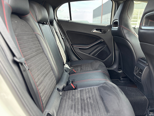 Mercedes-Benz GLA GLA 250 4MATIC Особая серия, 2015 года, пробег 177393 км