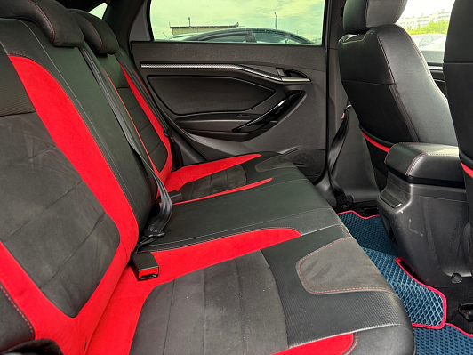 Lada (ВАЗ) Vesta Luxe EnjoY Pro, 2019 года, пробег 106500 км