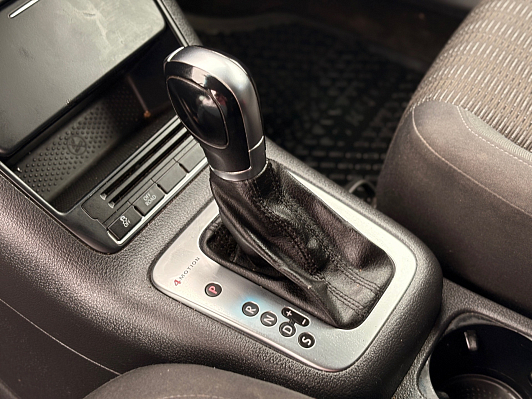 Volkswagen Tiguan Sport&Style, 2012 года, пробег 230775 км