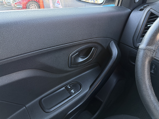 Lada (ВАЗ) XRAY Optima Air conditioner (2018), 2016 года, пробег 146000 км