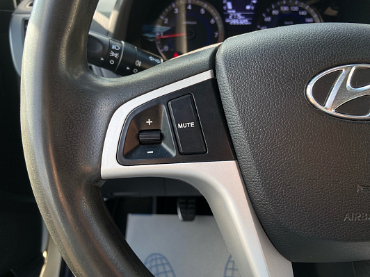 Hyundai Solaris Active, 2013 года, пробег 285000 км