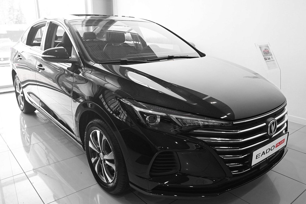 Changan Eado Plus Техно, черный