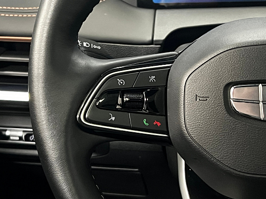 Geely Okavango Флагман, 2024 года, пробег 23000 км