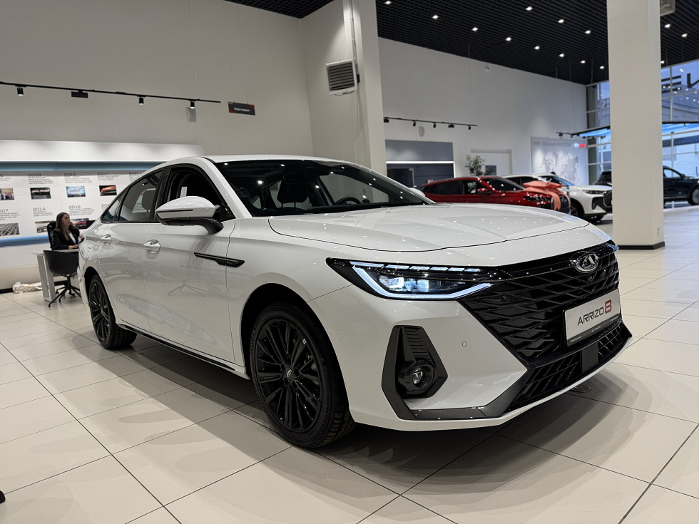 Chery Arrizo 8 Ультра Черный / Ultra Black, белый