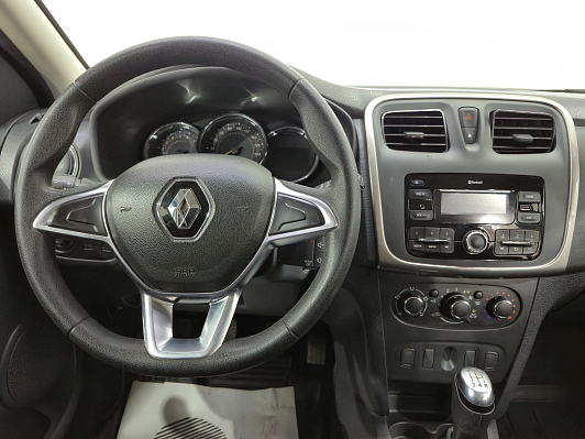 Renault Logan Stepway Life, 2020 года, пробег 43500 км