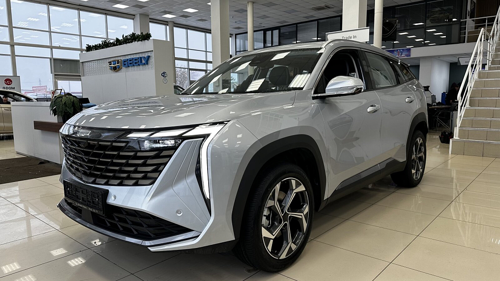 Geely Atlas Флагман, серебряный