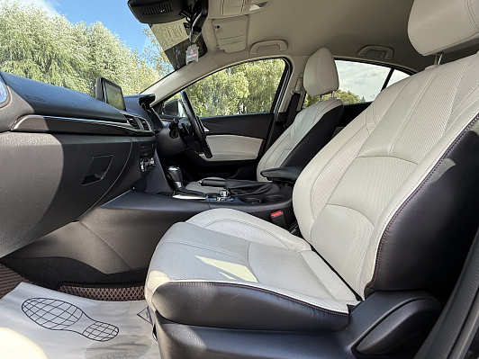 Mazda Axela, 2017 года, пробег 83000 км