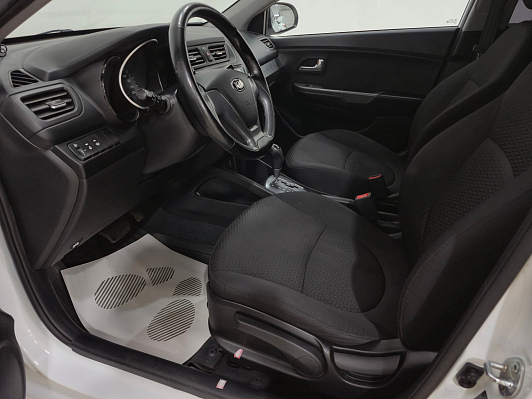 Kia Rio Comfort Аудио, 2015 года, пробег 155995 км