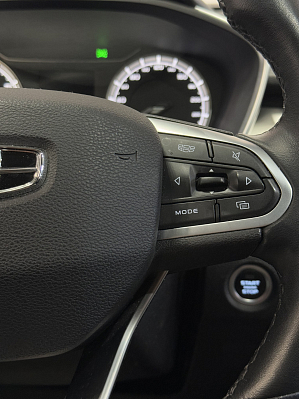 Geely Coolray Luxury, 2022 года, пробег 42500 км