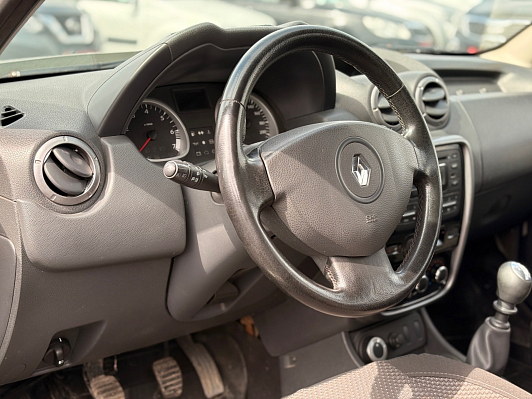 Renault Duster Privilege, 2013 года, пробег 203770 км