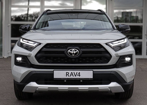 Toyota RAV4 Adventure Plus, белый