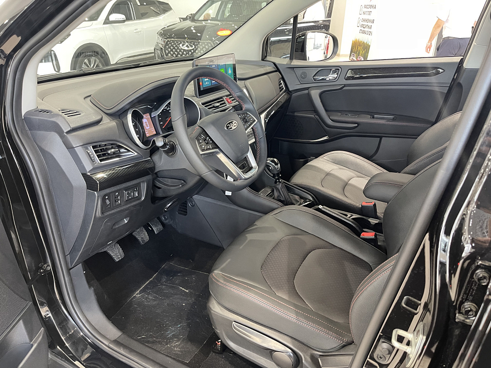 JAC JS3 Luxury, черный