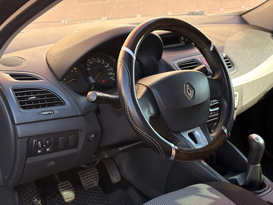 Renault Megane, 2011 года, пробег 375300 км