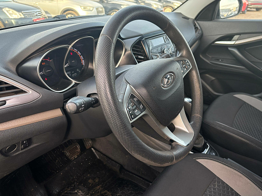 Lada (ВАЗ) Vesta Comfort, 2019 года, пробег 74901 км