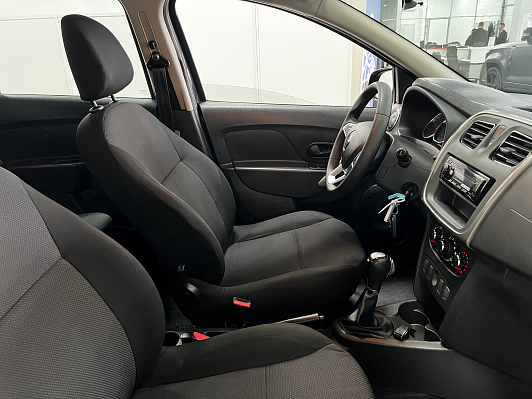 Renault Logan, 2021 года, пробег 42000 км