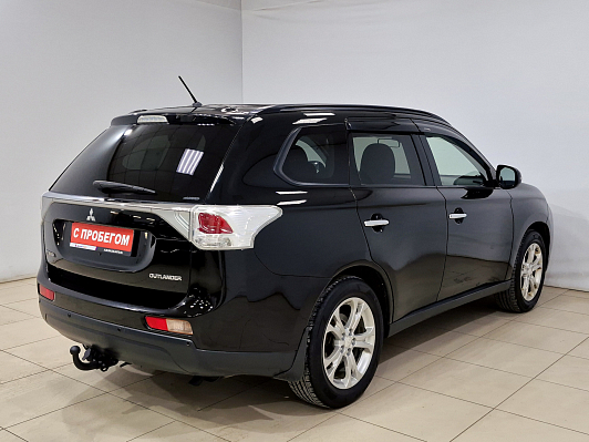 Mitsubishi Outlander Ultimate, 2014 года, пробег 225319 км