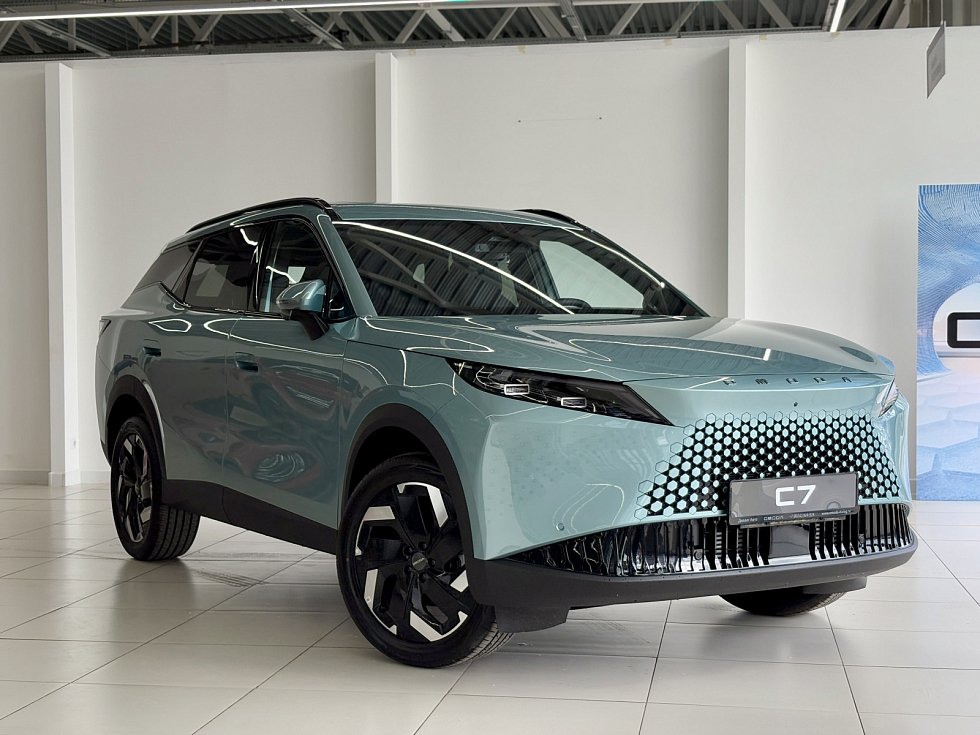Omoda C7 Supreme, зеленый