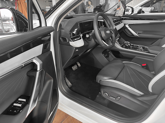 Geely Atlas Flagship, белый