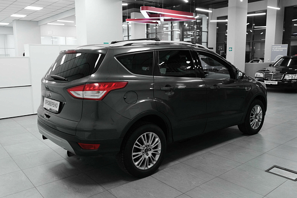 Ford Kuga Titanium, 2016 года, пробег 140792 км