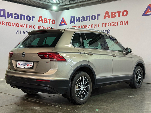 Volkswagen Tiguan Trendline, 2017 года, пробег 45000 км