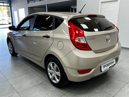Hyundai Solaris Active, 2013 года, пробег 91893 км
