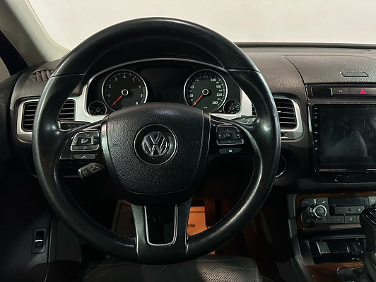Volkswagen Touareg, 2012 года, пробег 233000 км