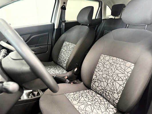 Lada (ВАЗ) XRAY Comfort, 2019 года, пробег 168000 км