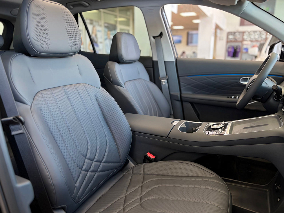 Geely EX5 EM-i Про, черный